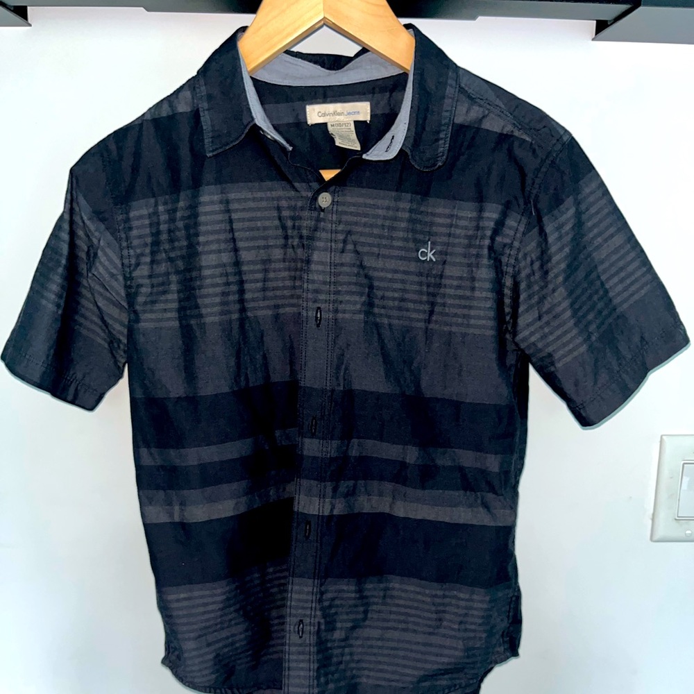 Boys CK dress shirt SZ 10/12 - excellent condition gray/black stripe